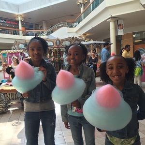 Meet your Posher, Donell